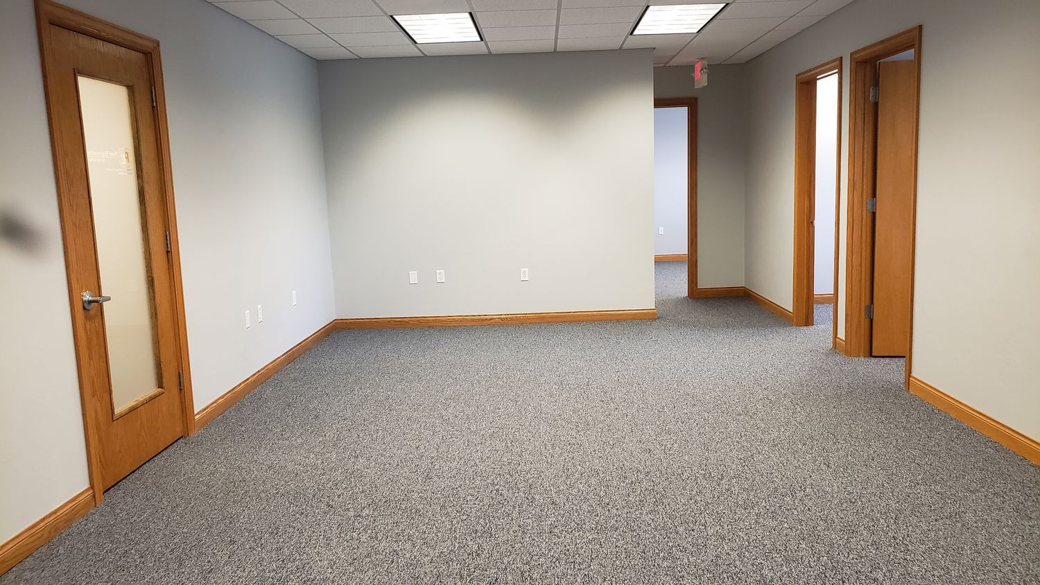 5317 Grande Market 1,011 Square Feet